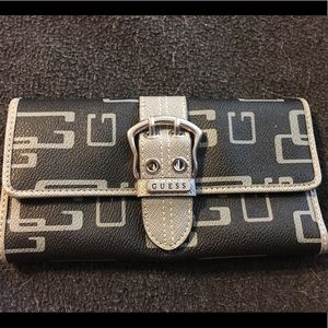 Guess wallet